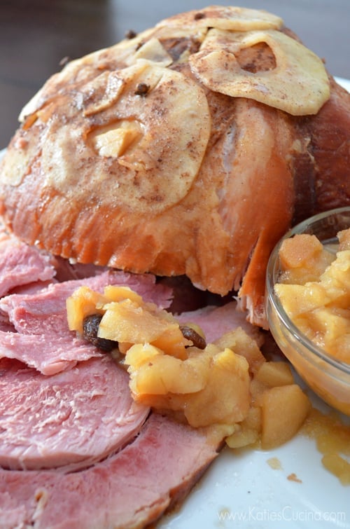 Slow Cooker Ham With Apple Sauce slow-cooker-ham-with-apple-sauce