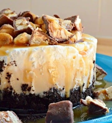 Mini Snickers Ice Cream Cakes