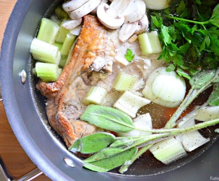 How to Make Turkey Stock