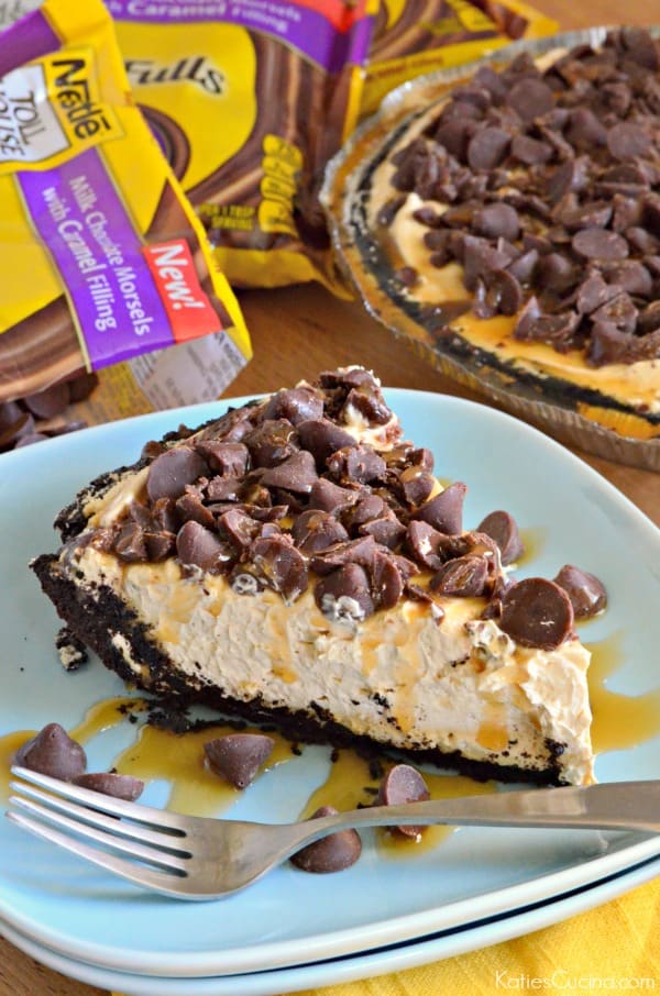 Dulce de Leche No-Bake Cheesecake Pie #NestleTollHouse #DelightFulls #TollHouseTime