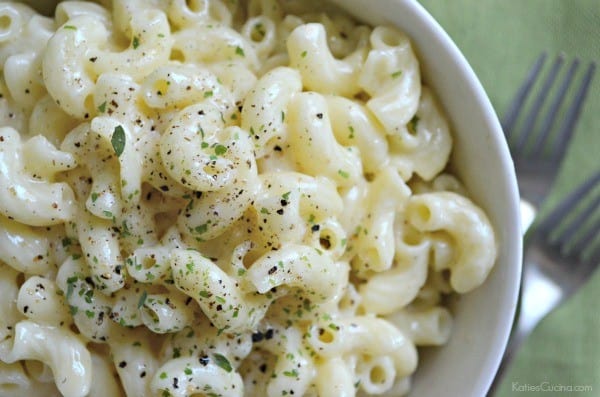 Creamy Stovetop Macaroni and Cheese 3