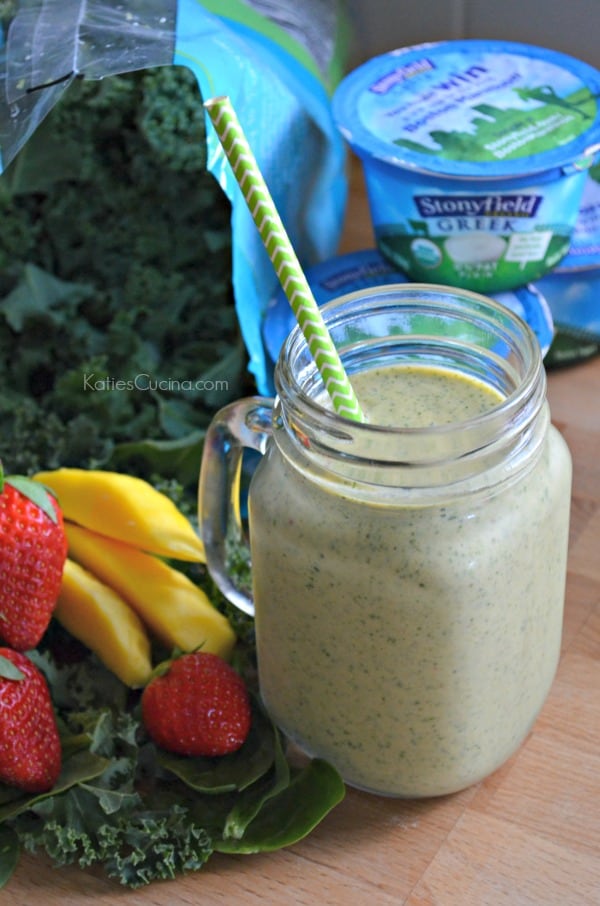 Strawberry Mango Green Smoothie