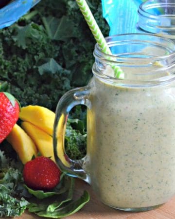 Strawberry Mango Green Smoothie