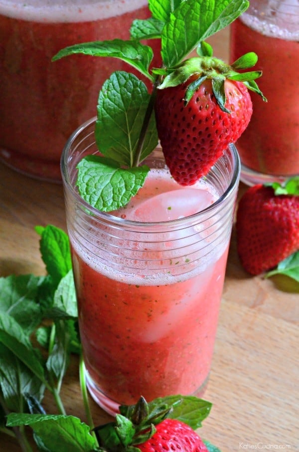 Strawberry Mint Sparkling Soda