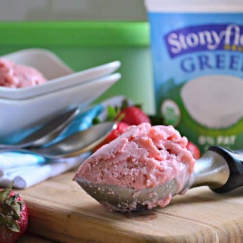 Ultimate Strawberry Frozen Yogurt