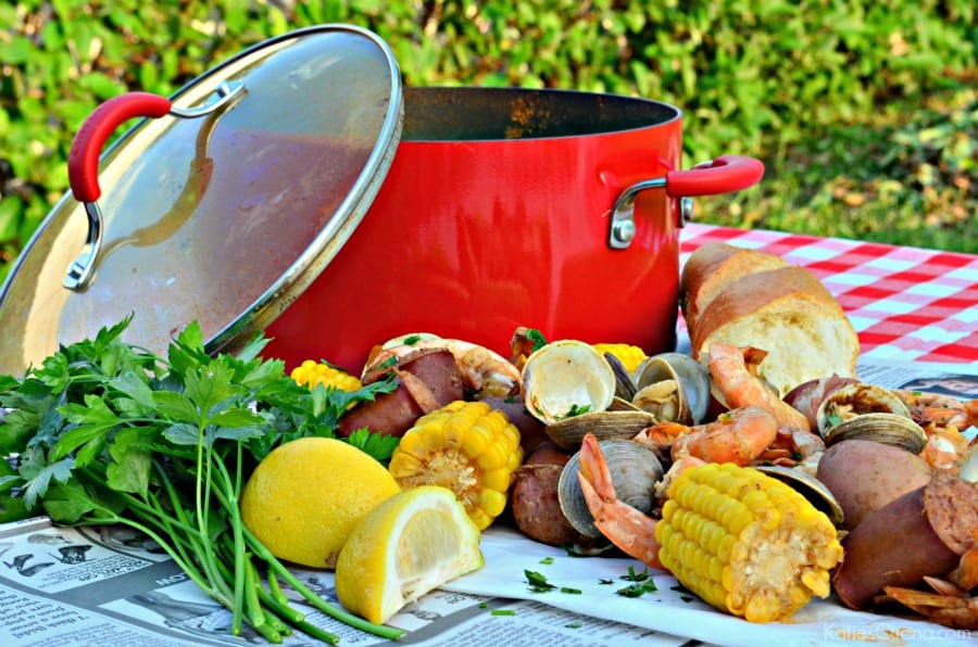 Clam and Shrimp Boil