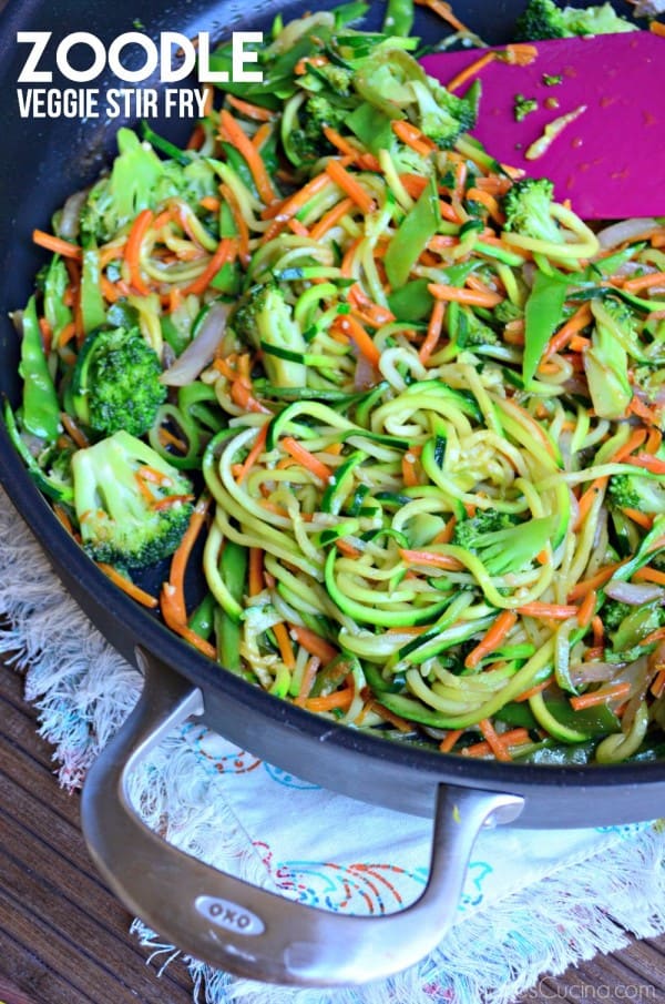 zoodle veggie stir fry recipe - perfect healthy lunch idea