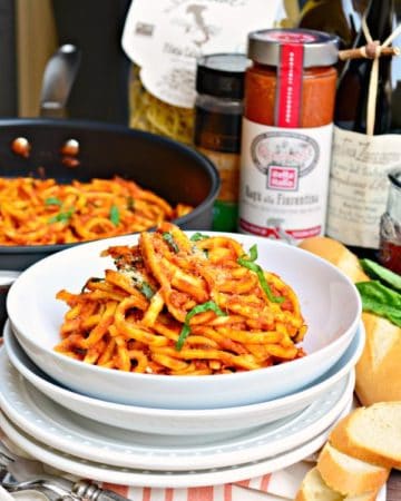 One Pot Pasta with Pork Ragù Sauce Recipe #GourmetGetaway