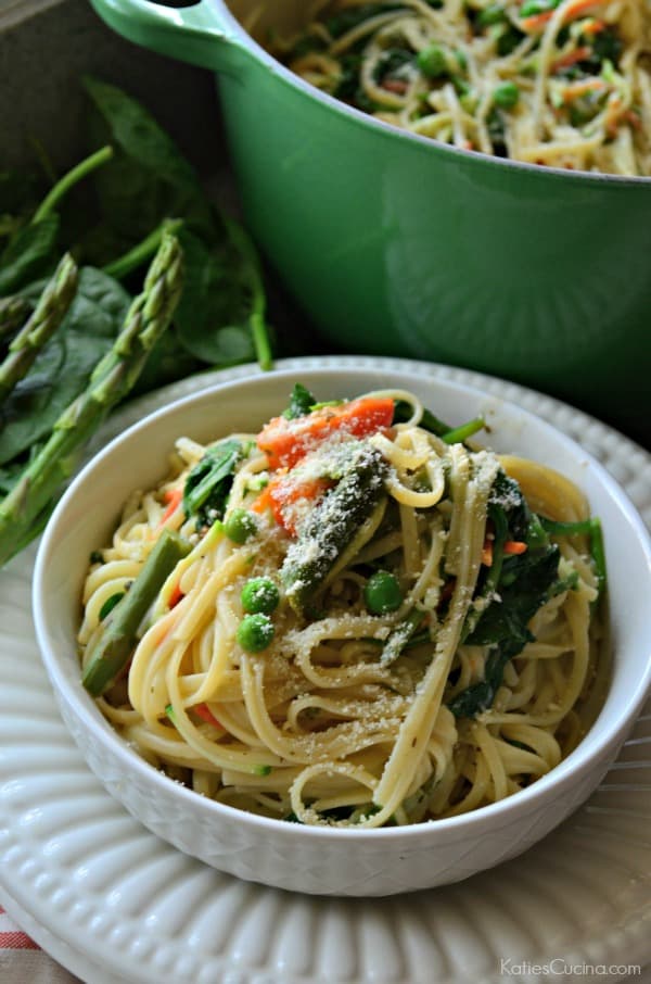 One Pot Creamy Vegetable Linguine