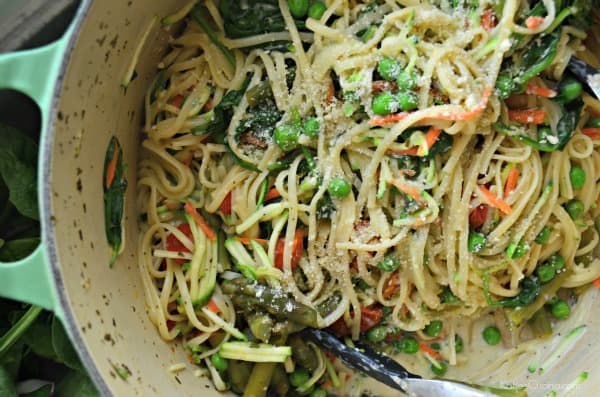 One Pot Creamy Vegetable Linguine