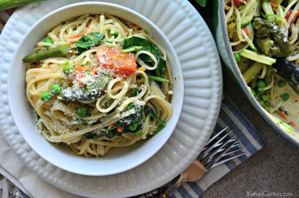 One Pot Creamy Vegetable Linguine