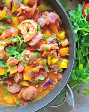 Cajun Shrimp & Andouille Skillet Dinner using @Circulon Cookware! #CirclesForLove #Ad