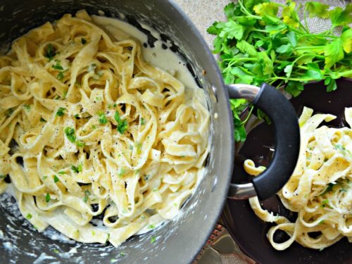 One Pot Fettuccine Alfredo For Two Katie S Cucina