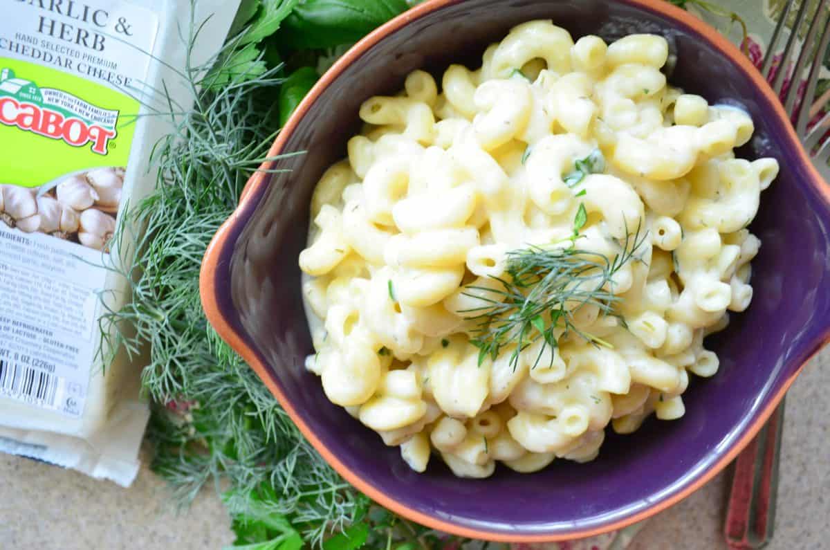 Stove-top Macaroni & Garlic Herb Cheddar Cheese