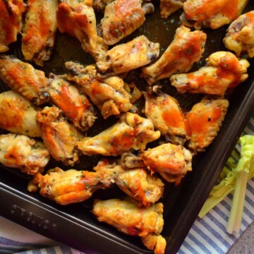 Slow Cooker Buffalo Chicken Wings