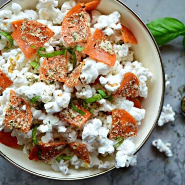 Pepperoni Pizza Popcorn