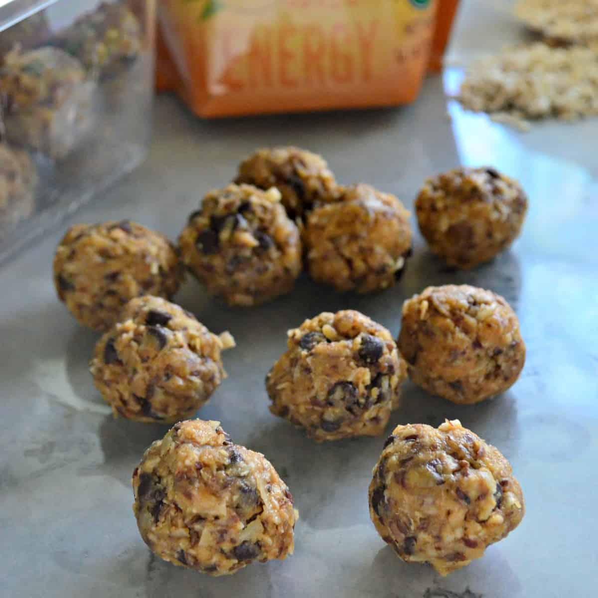 Peanut Butter Chocolate Chip Protein Balls