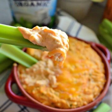 Skinny Buffalo Chicken Dip