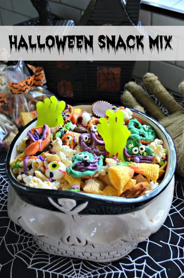 Monster Trail Mix - Mom's Dinner