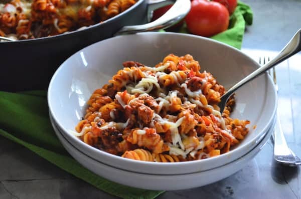 One Pot Supreme Pizza Pasta Skillet Recipe