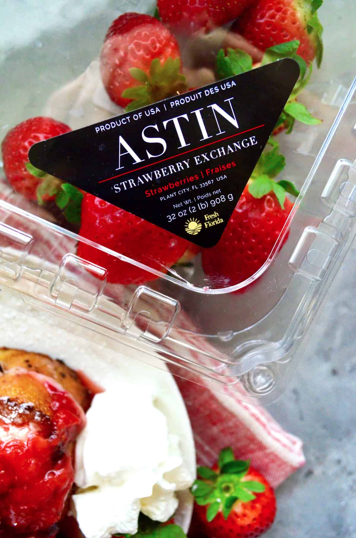 top view of package of Florida Fresh Astin Strawberries.