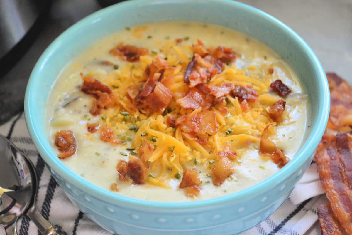 Instant Pot Loaded Baked Potato Soup