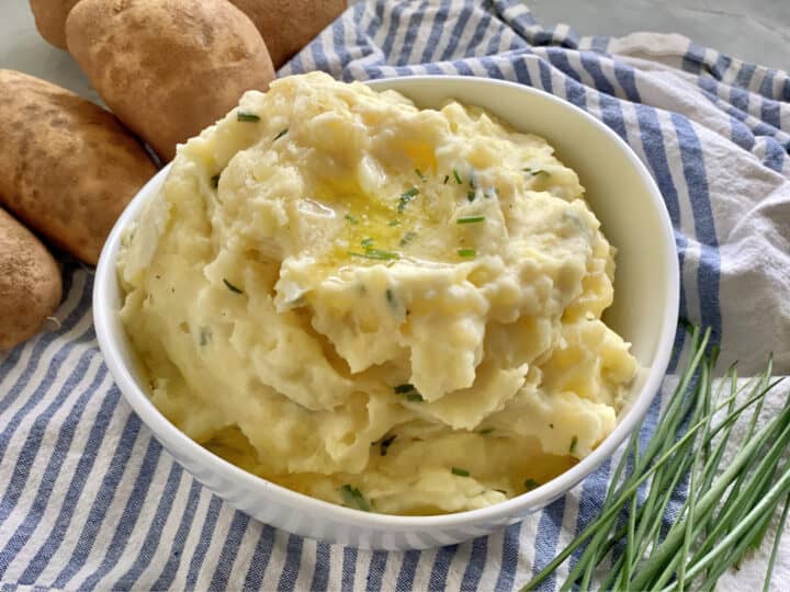 Sour Cream and Chive Mashed Potatoes