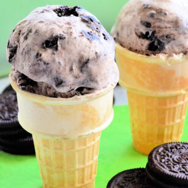 Oreo Ice Cream scoops in coned.